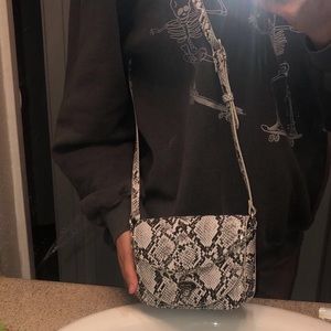 Urban outfitters ! Small purse never used